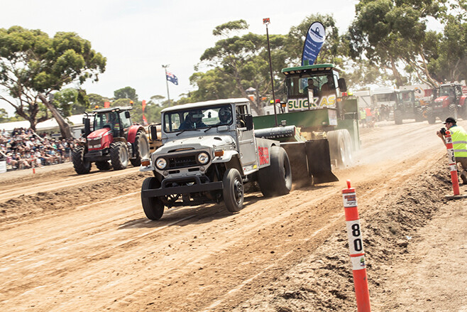 Toyota Land Cruiser FJ