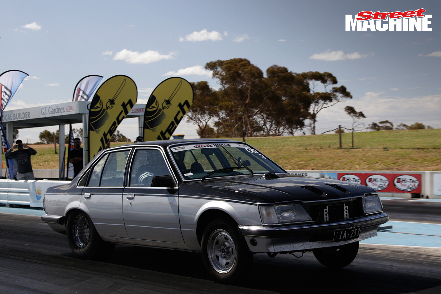 TWIN TURBO HOLDEN COMMDORE DRAG CHALLENGE