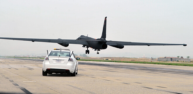 U-2 spyplane with Holden Commodore
