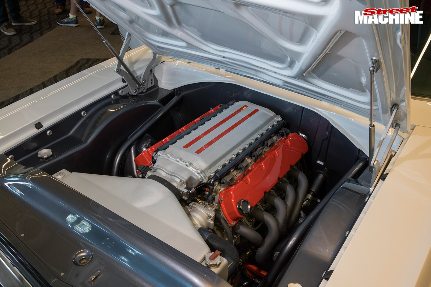 V10-DODGE-VIPER-POWERED-PLYMOUTH-GTX--NZ-engine