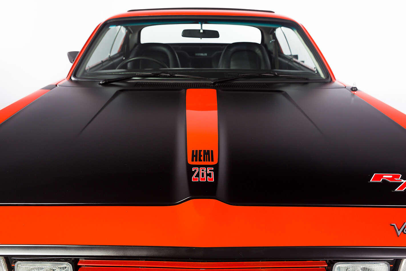 Chrysler Charger bonnet