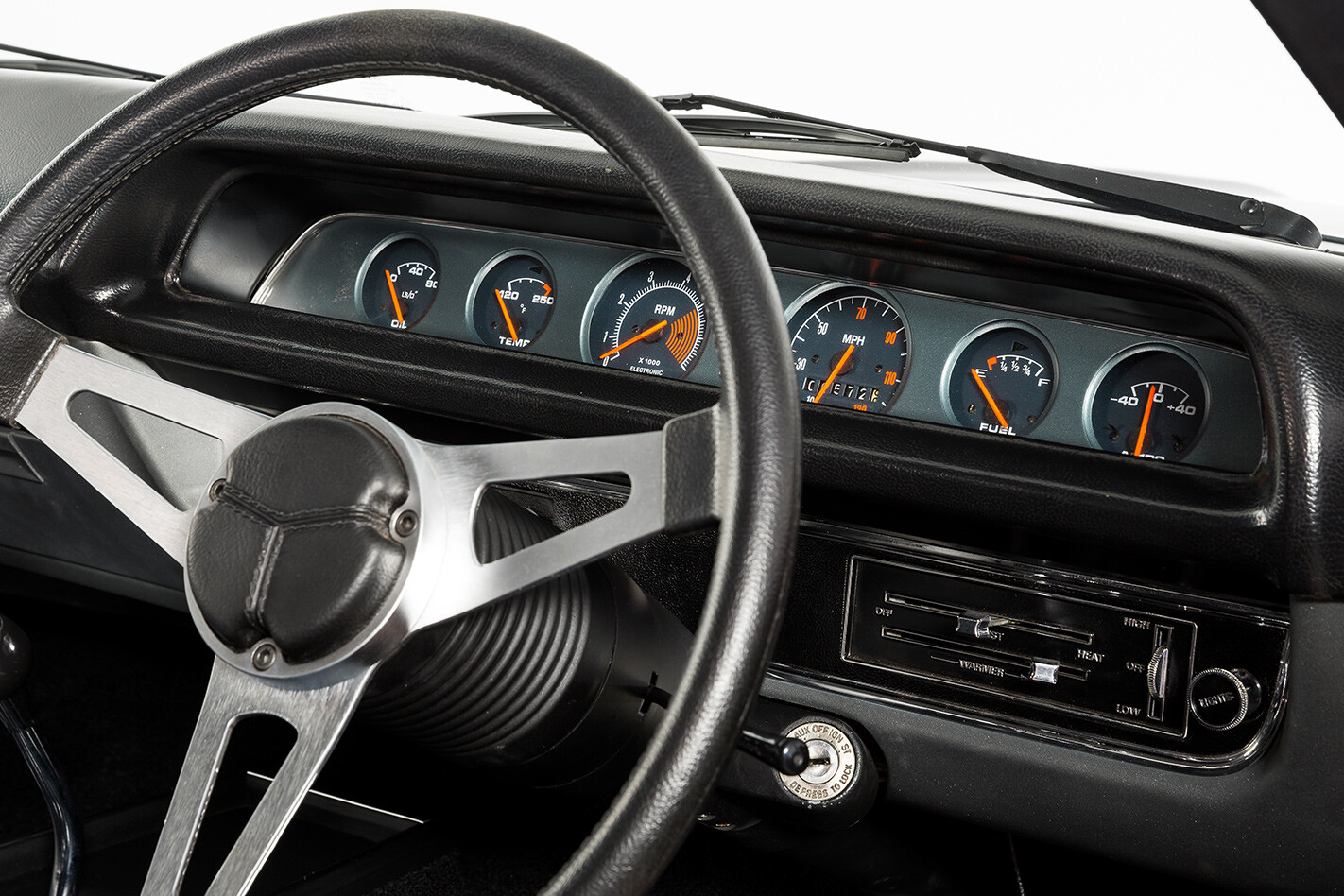 Chrysler Charger dash