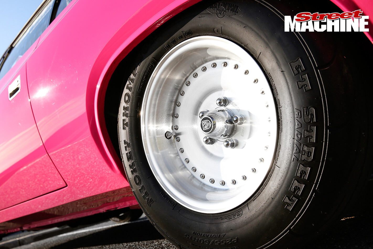 Valiant -RT-Charger -wheel