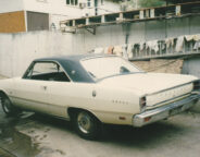 valiant rear