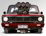 VC Valiant front