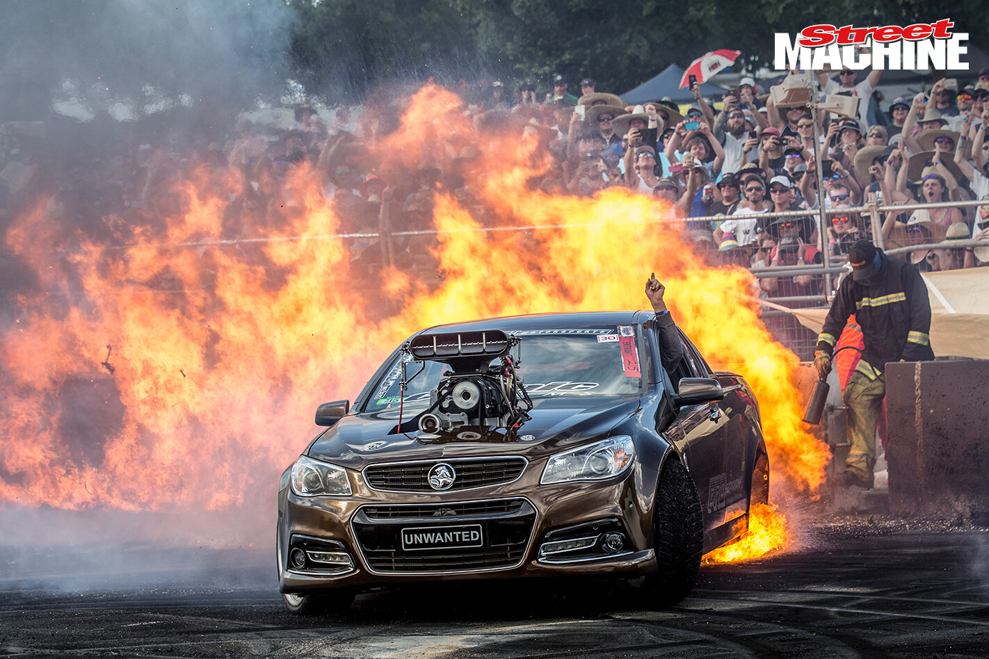 VF Commodore Ute Blown Burnout Fire UNWANTED
