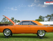 VG Valiant Hardtop 426 Hemi 2 Nw Jpg