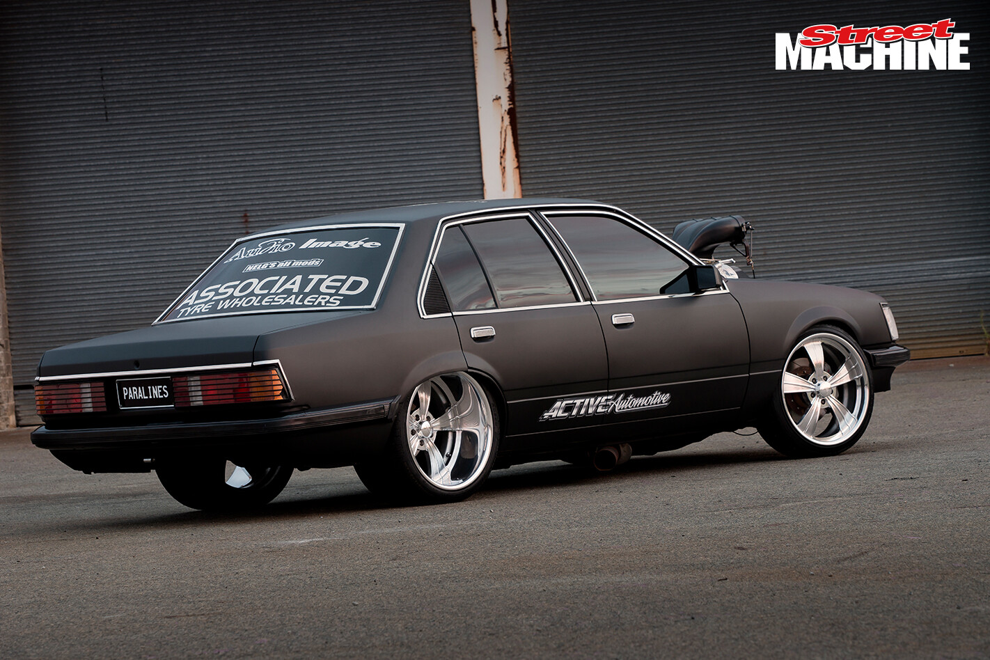 VH Commodore Burnout PARALINES 3 Nw
