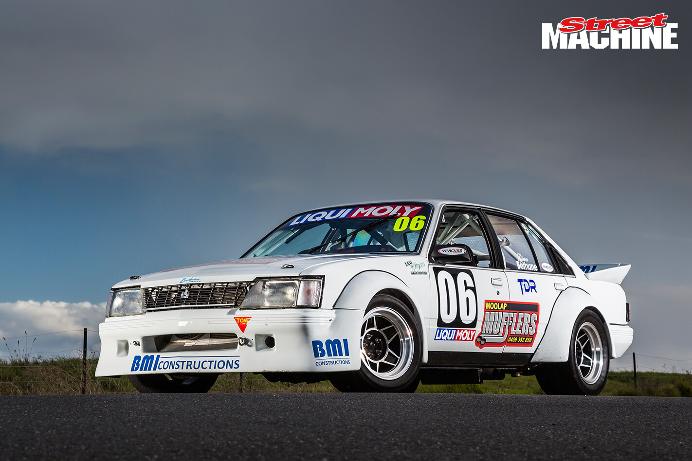 VH Holden Race Car