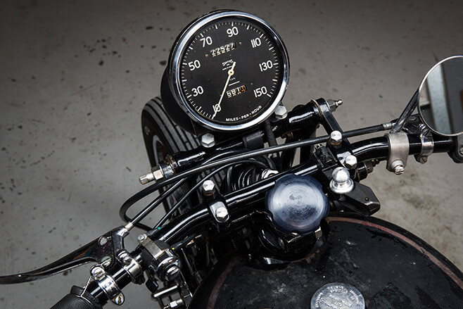 Vincent HRD Rapide speedo