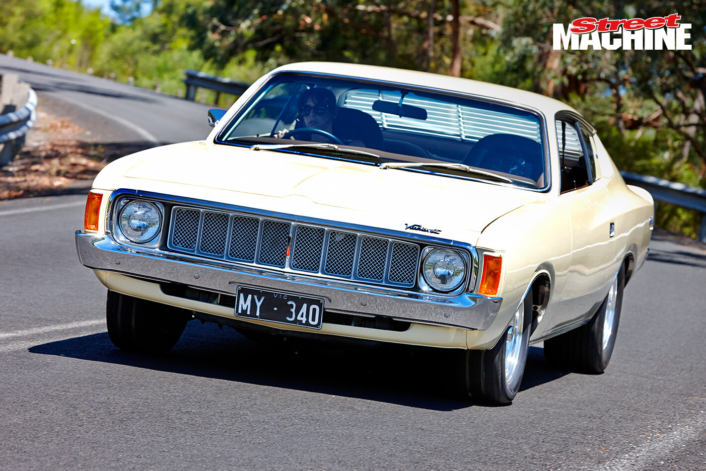 VJ Valiant Charger 8 Nw
