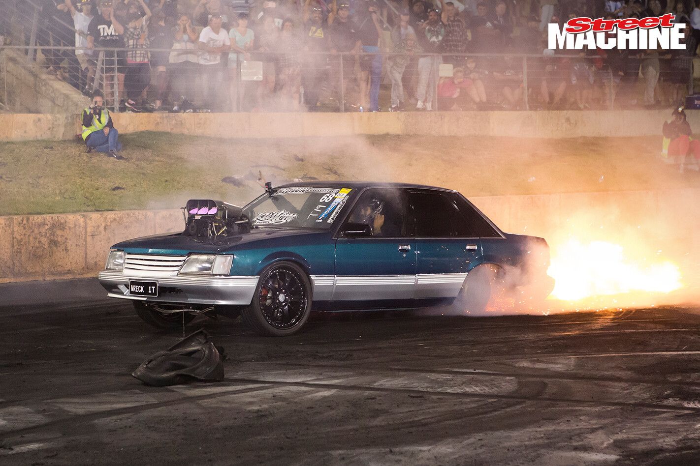 VK Commodore Blown Burnout