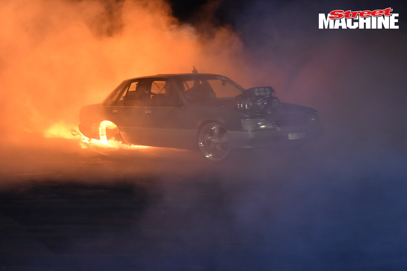 VK Commodore Burnout 369