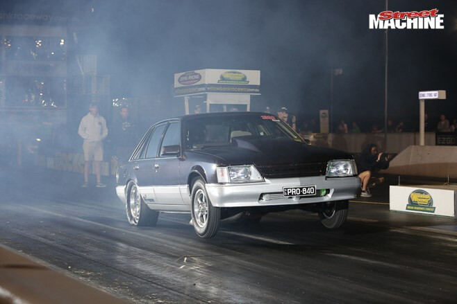 VK Commodore Drag Race