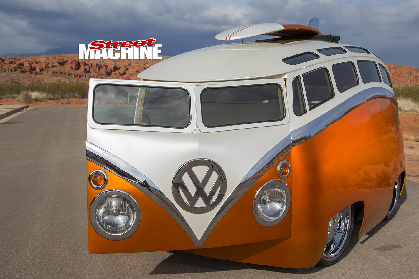 VW-Kombi -front -door -open