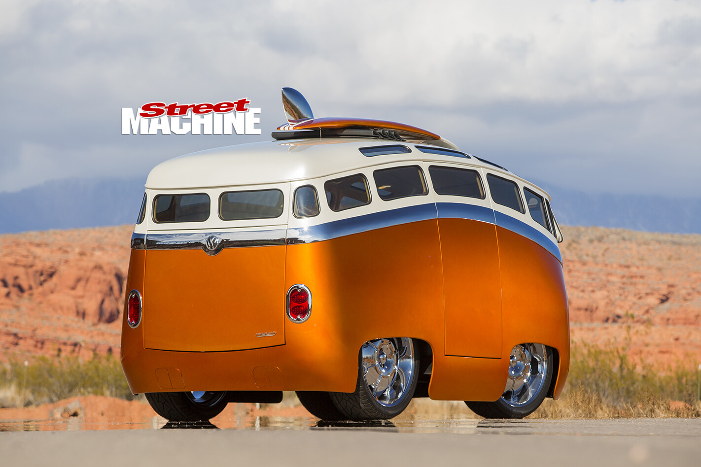 VW-Kombi -rear -side