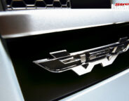 HSV W427 badge