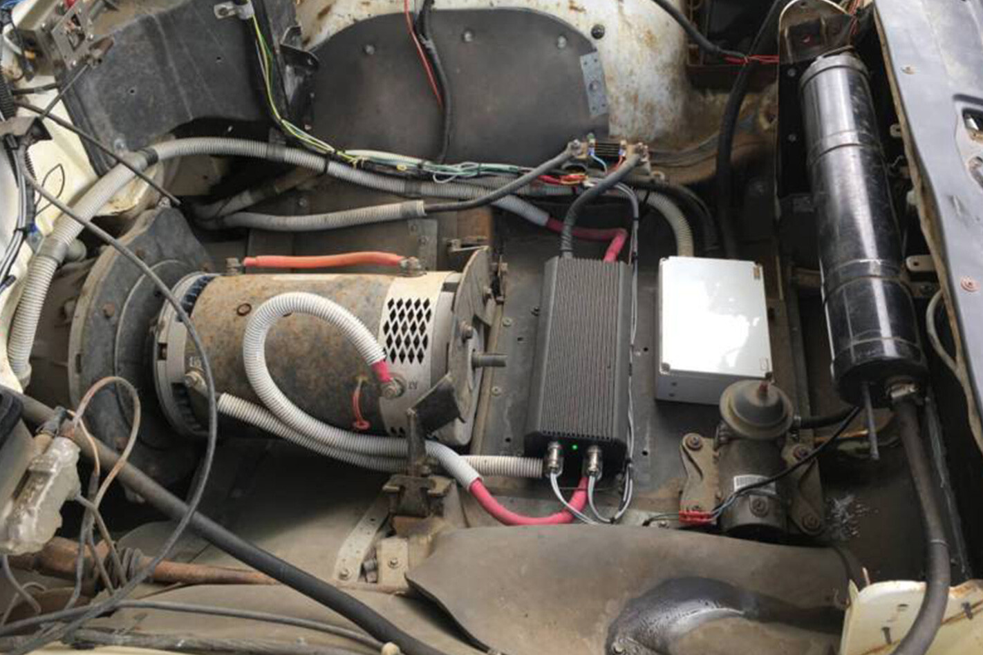 ELECTRIC POWERED WB HOLDEN UTE