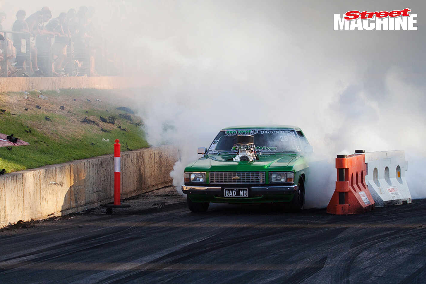 WB Ute Burnout 5595
