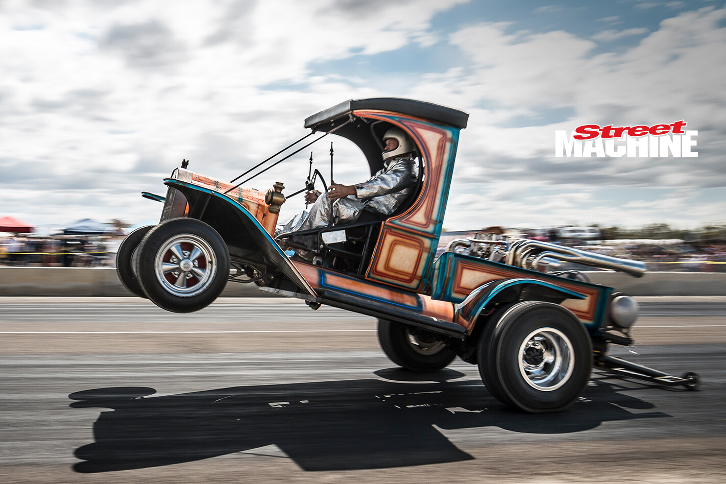Wheelstanding Hotrod