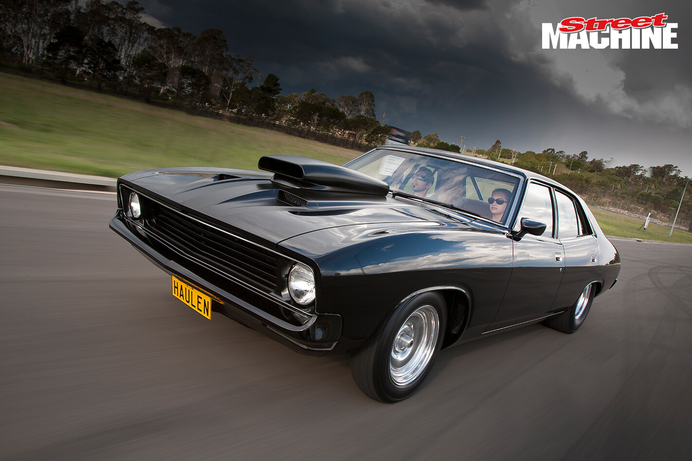 XB Falcon Sedan Windsor Engine 2