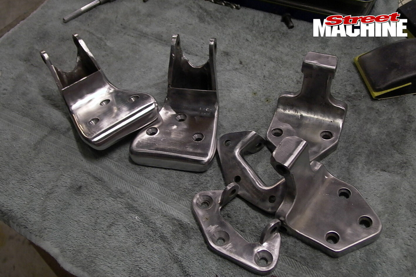 XBOSS-Falcon -37-hinges