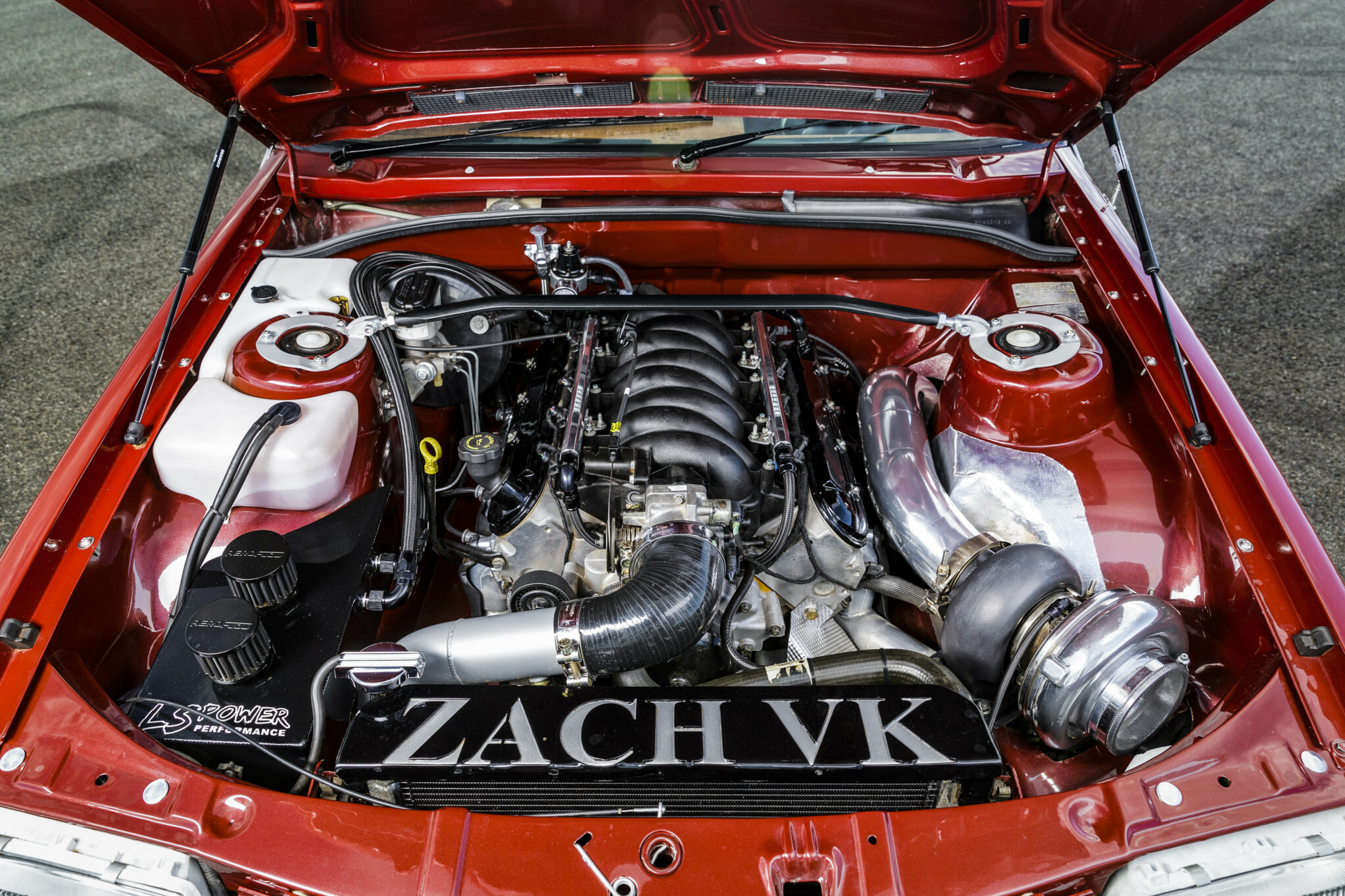 ee851964/young gun zach gallahar vk calais engine bay 2 jpg