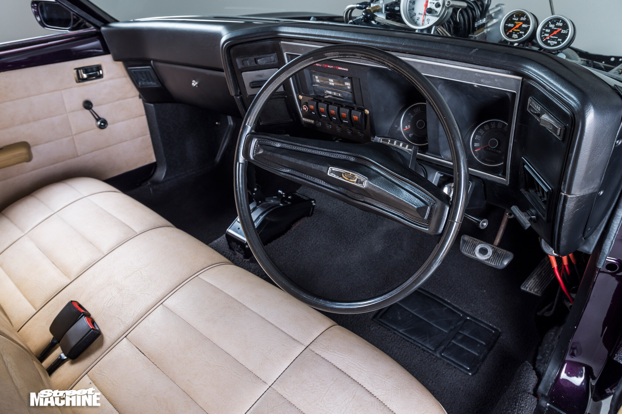 Peter Grmusa’s 2100hp KINGXA Falcon